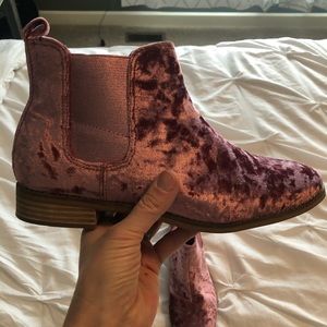 Toms pink velvet booties
